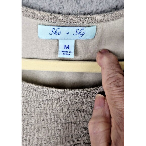 She + Sky Tunic Top Womens M Gray Beige Knit Semi Sheer Back Roll Tab Flowy - Picture 3 of 13